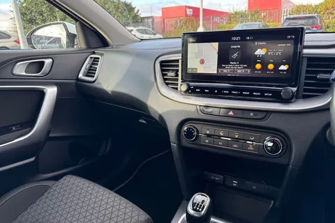 LB20JXC Kia Ceed 1.0 T-GDi ECO 2 Euro 6 (s/s) 5dr Thumbnail #45