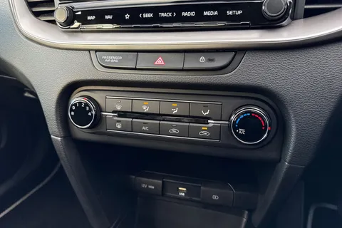 LB20JXC Kia Ceed 1.0 T-GDi ECO 2 Euro 6 (s/s) 5dr Thumbnail #55