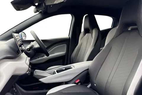  BYD Dolphin Surf 43.2kWh Boost Auto 5dr Thumbnail #11