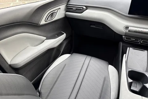  BYD Dolphin Surf 43.2kWh Boost Auto 5dr Thumbnail #15