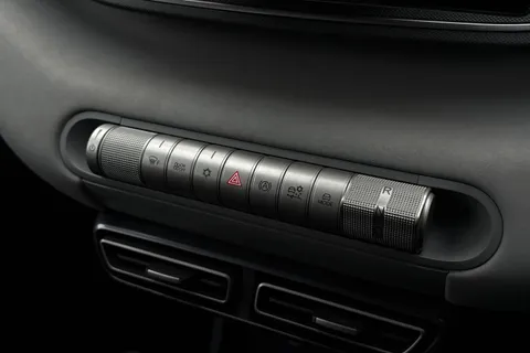  BYD Dolphin Surf 43.2kWh Boost Auto 5dr Thumbnail #20