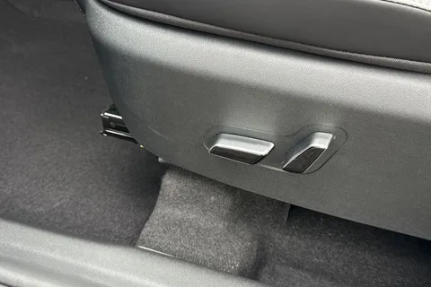  BYD Dolphin Surf 43.2kWh Boost Auto 5dr Thumbnail #35