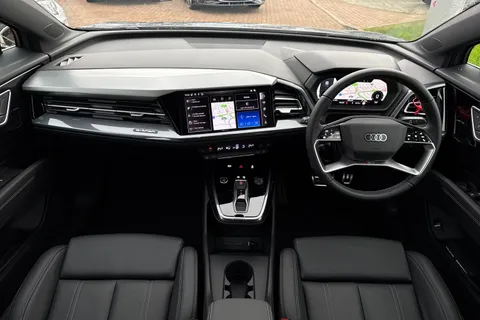 31 of 66 for Audi Q4 e-tron Q4 S line 45 e-tron 210,00 kW