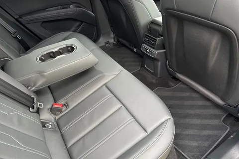 43 of 66 for Audi Q4 e-tron Q4 S line 45 e-tron 210,00 kW