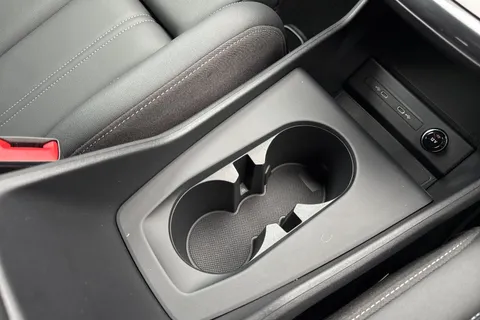 60 of 66 for Audi Q4 e-tron Q4 S line 45 e-tron 210,00 kW