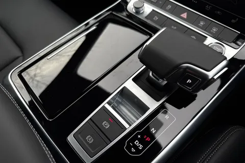 23 of 67 for Audi Q7 SUV Black Edition 50 TDI quattro 286 PS tiptronic