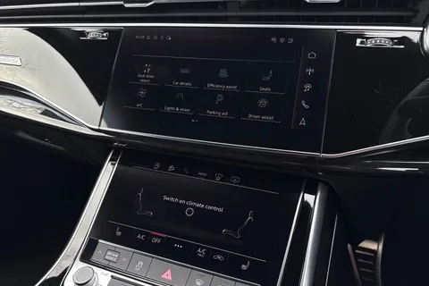 28 of 67 for Audi Q7 SUV Black Edition 50 TDI quattro 286 PS tiptronic