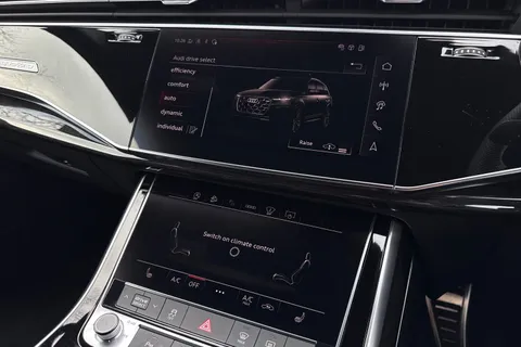 29 of 67 for Audi Q7 SUV Black Edition 50 TDI quattro 286 PS tiptronic