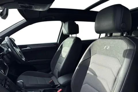 YW68SDU Volkswagen Tiguan Allspace 2.0 TDI R-Line DSG ⭐Area View, Heated front & rear seats, Dynaudio⭐ Thumbnail #16