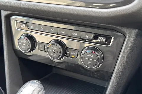 YW68SDU Volkswagen Tiguan Allspace 2.0 TDI R-Line DSG ⭐Area View, Heated front & rear seats, Dynaudio⭐ Thumbnail #22