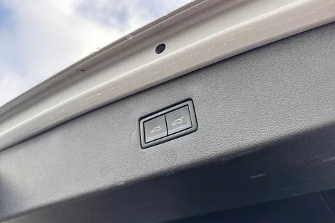 YW68SDU Volkswagen Tiguan Allspace 2.0 TDI R-Line DSG ⭐Area View, Heated front & rear seats, Dynaudio⭐ Thumbnail #28