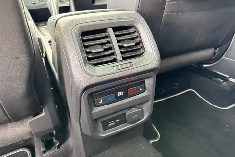 YW68SDU Volkswagen Tiguan Allspace 2.0 TDI R-Line DSG ⭐Area View, Heated front & rear seats, Dynaudio⭐ Thumbnail #39