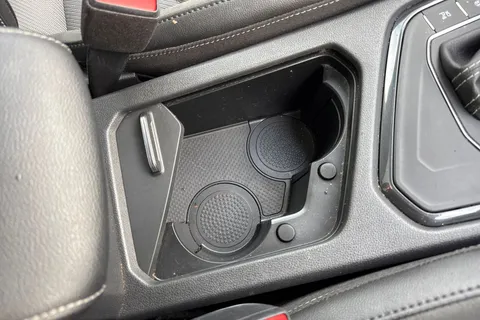 YW68SDU Volkswagen Tiguan Allspace 2.0 TDI R-Line DSG ⭐Area View, Heated front & rear seats, Dynaudio⭐ Thumbnail #45