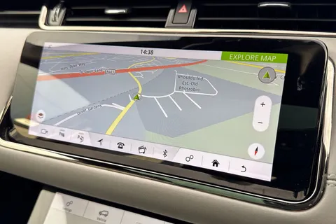 17 of 58 for Land Rover Range Rover Evoque 2.0 D180 MHEV First Edition SUV 5dr Diesel Auto 4WD Euro 6 (s/s) (180 ps)