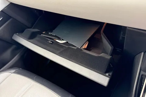 42 of 58 for Land Rover Range Rover Evoque 2.0 D180 MHEV First Edition SUV 5dr Diesel Auto 4WD Euro 6 (s/s) (180 ps)