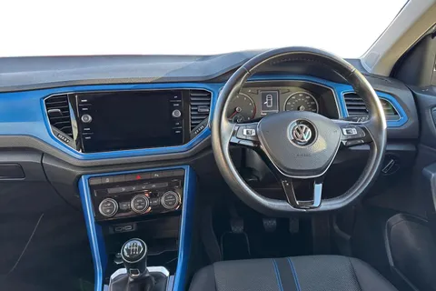 18 of 60 for Volkswagen T-Roc 1.0 TSI Design 5dr ⭐1 Year VW Warranty⭐