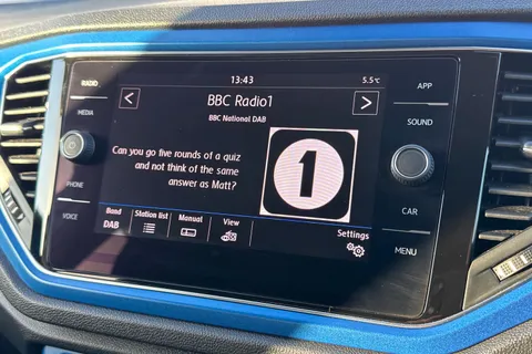 46 of 60 for Volkswagen T-Roc 1.0 TSI Design 5dr ⭐1 Year VW Warranty⭐