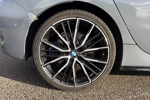 YC21RRU BMW 1 Series 2.0 M135i Auto xDrive Euro 6 (s/s) 5dr Thumbnail #12