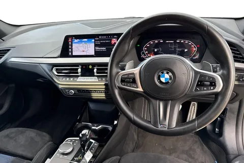 YC21RRU BMW 1 Series 2.0 M135i Auto xDrive Euro 6 (s/s) 5dr Thumbnail #19