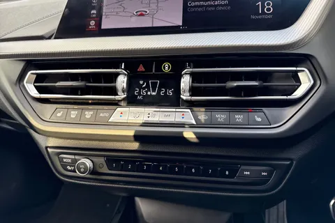 YC21RRU BMW 1 Series 2.0 M135i Auto xDrive Euro 6 (s/s) 5dr Thumbnail #57