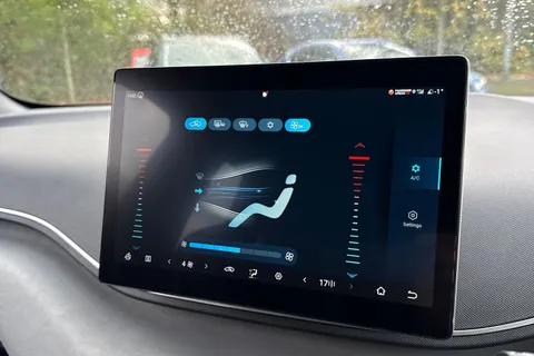  BYD Dolphin Surf 43.2kWh Boost Auto 5dr Thumbnail #19