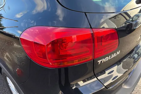 25 of 55 for Volkswagen Tiguan 2.0 TDi BlueMotion Tech SE 5dr ⭐Winter pack, Storage pack⭐