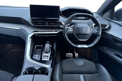 18 of 51 for PEUGEOT 3008 1.2 PureTech GT Premium EAT Euro 6 (s/s) 5dr