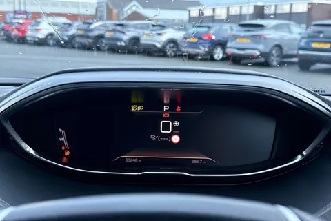 42 of 51 for PEUGEOT 3008 1.2 PureTech GT Premium EAT Euro 6 (s/s) 5dr