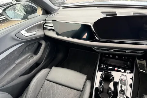 KM25BKJ Audi A5 Avant Edition 1 TFSI 204 PS S tronic Thumbnail #21