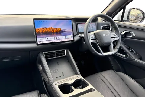  BYD ATTO 2 51.1kWh Boost Auto 5dr Thumbnail #9