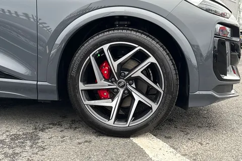  Audi Q6 E-Tron 100kWh Edition 1 Sportback Auto quattro 5dr Thumbnail #11