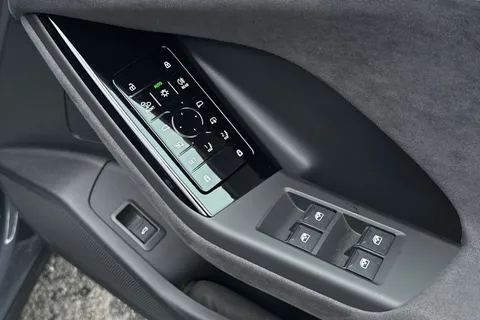  Audi Q6 E-Tron 100kWh Edition 1 Sportback Auto quattro 5dr Thumbnail #47