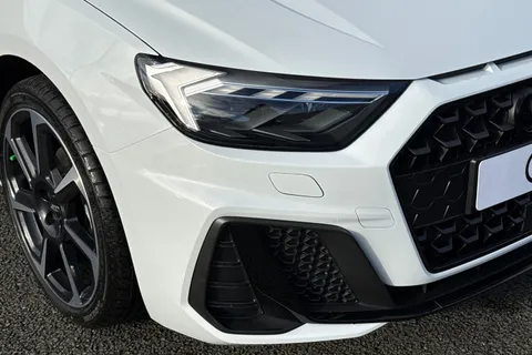  Audi A1 1.0 TFSI 30 Black Edition Sportback S Tronic Euro 6 (s/s) 5dr Thumbnail #9