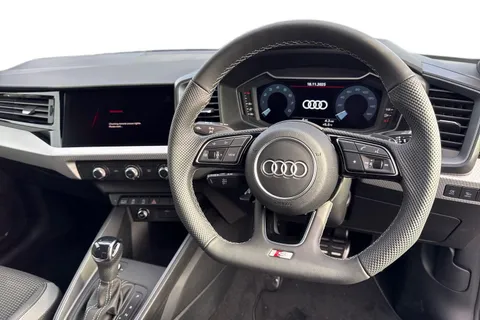  Audi A1 1.0 TFSI 30 Black Edition Sportback S Tronic Euro 6 (s/s) 5dr Thumbnail #18