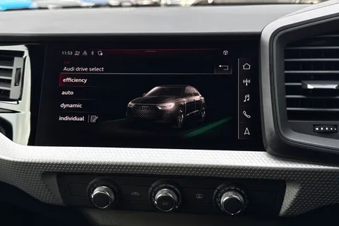  Audi A1 1.0 TFSI 30 Black Edition Sportback S Tronic Euro 6 (s/s) 5dr Thumbnail #34