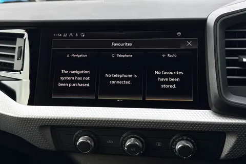  Audi A1 1.0 TFSI 30 Black Edition Sportback S Tronic Euro 6 (s/s) 5dr Thumbnail #39