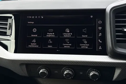  Audi A1 1.0 TFSI 30 Black Edition Sportback S Tronic Euro 6 (s/s) 5dr Thumbnail #40