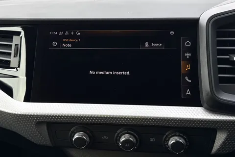  Audi A1 1.0 TFSI 30 Black Edition Sportback S Tronic Euro 6 (s/s) 5dr Thumbnail #43