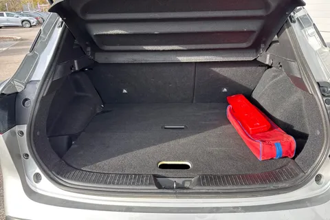 FX23YDD Nissan Qashqai 1.5 h e-POWER N-Connecta Auto Euro 6 (s/s) 5dr Thumbnail #8