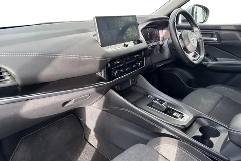 FX23YDD Nissan Qashqai 1.5 h e-POWER N-Connecta Auto Euro 6 (s/s) 5dr Thumbnail #16