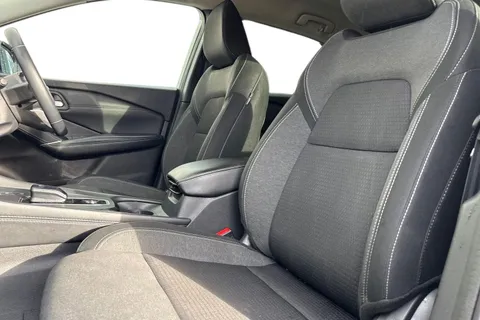 FX23YDD Nissan Qashqai 1.5 h e-POWER N-Connecta Auto Euro 6 (s/s) 5dr Thumbnail #17