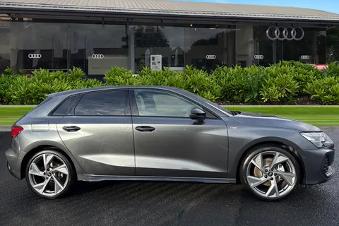 KT25ZDX Audi A3 Black Edition 35 TFSI  150 PS S tronic Thumbnail #4