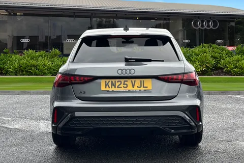 KN25VJL Audi A3 Black Edition 35 TFSI  150 PS S tronic Thumbnail #5