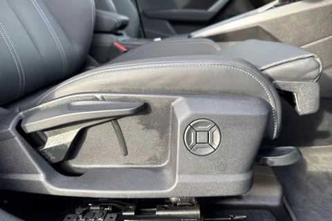 KT25ZDX Audi A3 Black Edition 35 TFSI  150 PS S tronic Thumbnail #45