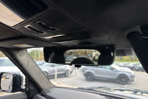 Land Rover Defender 110 4.4 P635 V8 MHEV OCTA Auto 4WD Euro 6 (s/s) 5dr Thumbnail #56