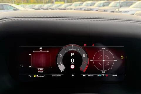 Land Rover Defender 110 4.4 P635 V8 MHEV OCTA Auto 4WD Euro 6 (s/s) 5dr Thumbnail #57