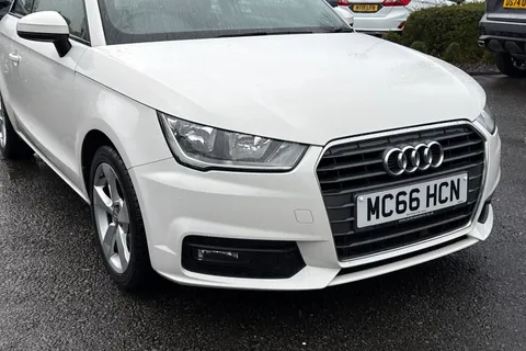 9 of 47 for Audi A1 1.6 TDI Sport Euro 6 (s/s) 3dr