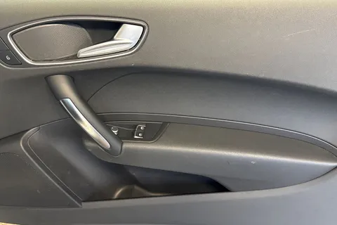 21 of 47 for Audi A1 1.6 TDI Sport Euro 6 (s/s) 3dr