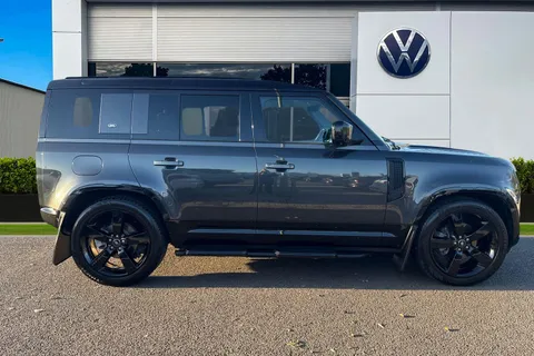 YH24TKL Land Rover Defender 110 3.0 D250 MHEV X-Dynamic HSE Auto 4WD Euro 6 (s/s) 5dr Thumbnail #4