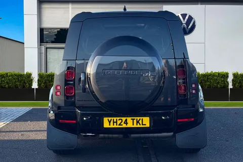 YH24TKL Land Rover Defender 110 3.0 D250 MHEV X-Dynamic HSE Auto 4WD Euro 6 (s/s) 5dr Thumbnail #5